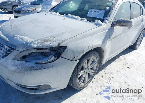 2013 Chrysler 200 Touring из США, поврежденный, VIN 1C3CCBBB8DN627444